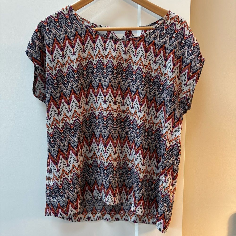 Skies are Blue colorful chevron blouse size M